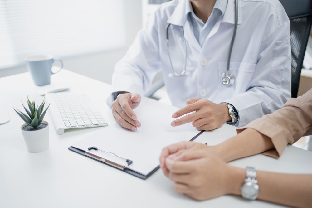 ペロニー病に関するカウンセリングを行う様子